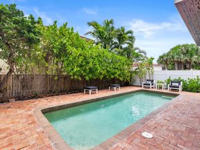 460 Surfside Lane, Juno Beach FL 33408