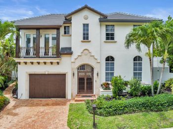 460 Surfside Lane