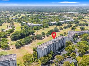 575 Oaks Ln 403, Pompano Beach FL 33069