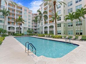 802 W Windward Way 217, Lantana FL 33462