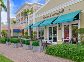 802 W Windward Way 217, Lantana FL 33462