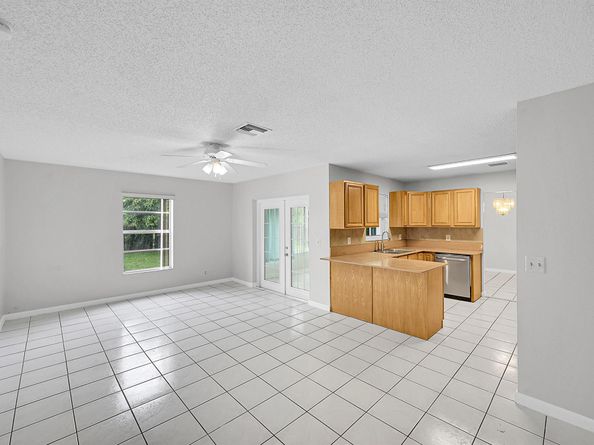 121 Puffin Court, Royal Palm Beach FL 33411