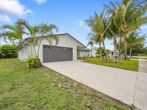 121 Puffin Court, Royal Palm Beach FL 33411