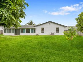 121 Puffin Court, Royal Palm Beach FL 33411