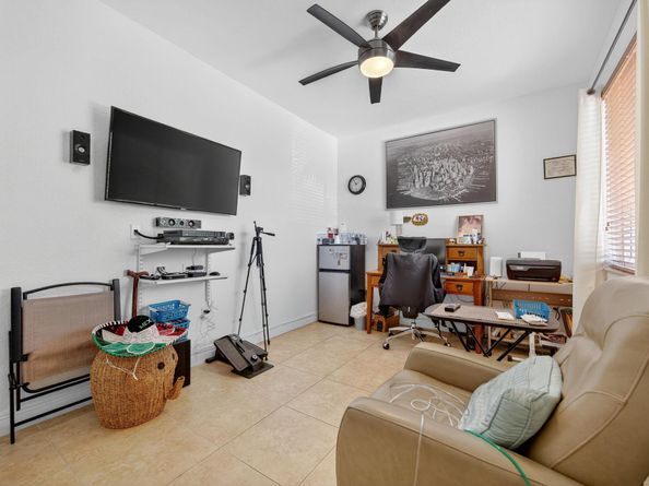18203 SW 152nd Pl, Miami FL 33187