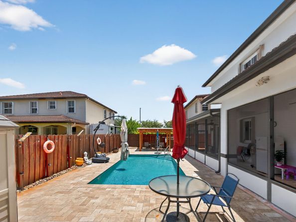 18203 SW 152nd Pl, Miami FL 33187