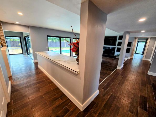 1401 SW 54th Avenue, Plantation FL 33317