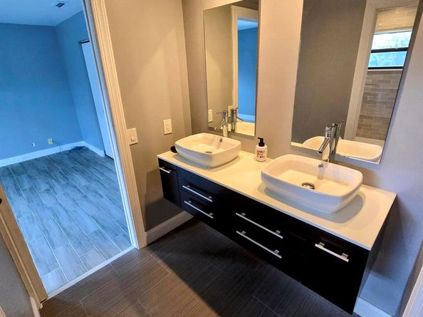 1401 SW 54th Avenue, Plantation FL 33317