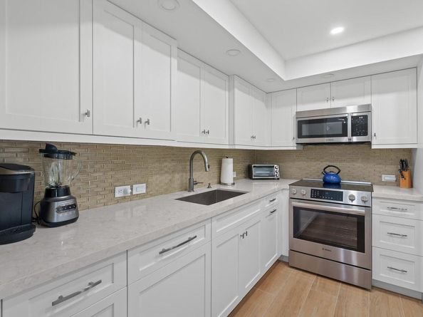 3546 S Ocean Boulevard 223, South Palm Beach FL 33480