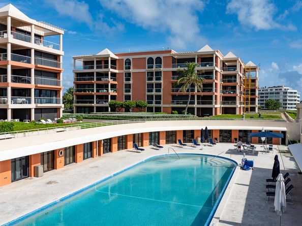 2 N Breakers Row N25, Palm Beach FL 33480