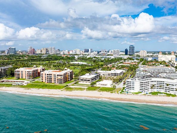 2 N Breakers Row N25, Palm Beach FL 33480