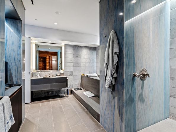 2 N Breakers Row N25, Palm Beach FL 33480