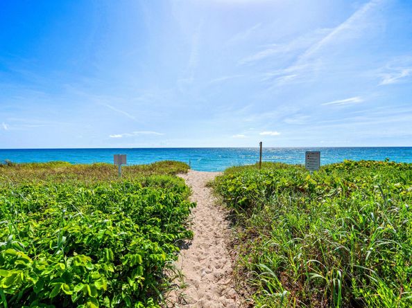 2 N Breakers Row N25, Palm Beach FL 33480