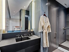 2 N Breakers Row N25, Palm Beach FL 33480