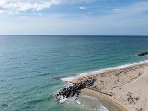 2 N Breakers Row N25, Palm Beach FL 33480