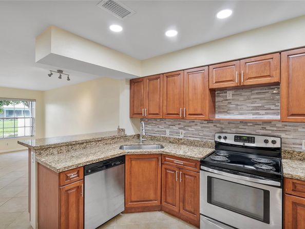 10856 Cypress Glen Dr 10856, Coral Springs FL 33071