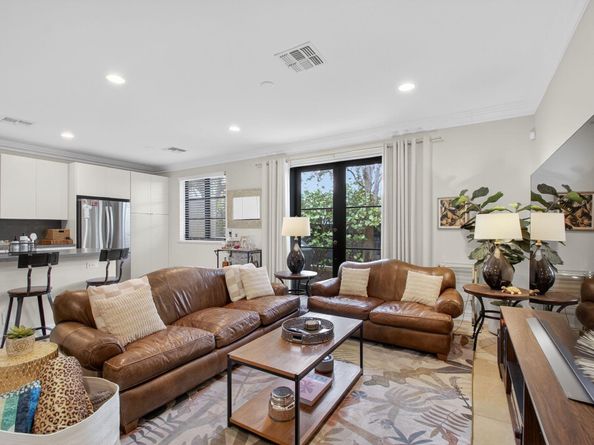 320 Via Villagio, Hypoluxo FL 33462