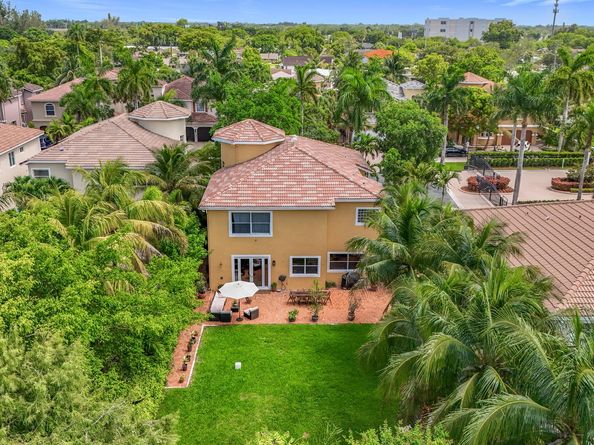 12471 SW 1st Street Street, Plantation FL 33325