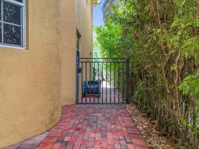 12471 SW 1st Street Street, Plantation FL 33325