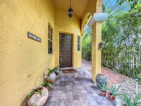 12471 SW 1st Street Street, Plantation FL 33325