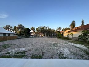 455 Bontona Ave, Fort Lauderdale FL 33301