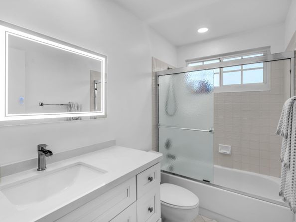 699 Spinnaker, Weston FL 33326