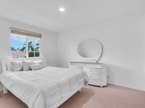 699 Spinnaker, Weston FL 33326