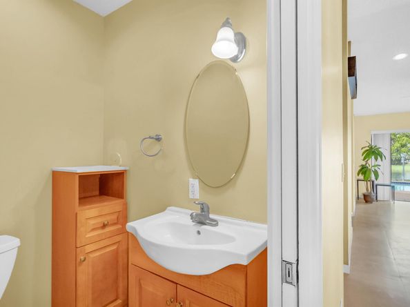 1541 SW 102nd Terrace, Davie FL 33324