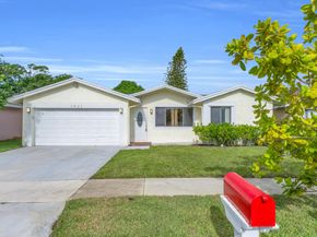 1541 SW 102nd Terrace, Davie FL 33324