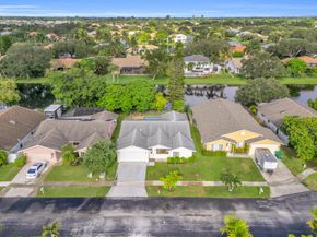 1541 SW 102nd Terrace, Davie FL 33324