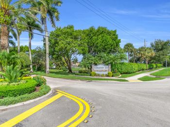 1541 SW 102nd Terrace