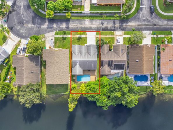 1541 SW 102nd Terrace, Davie FL 33324