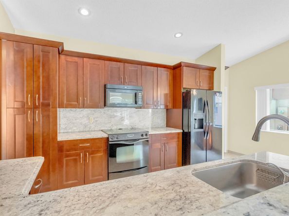 1541 SW 102nd Terrace, Davie FL 33324