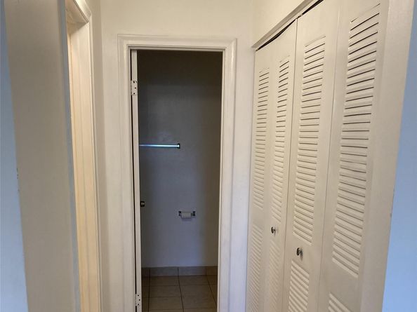 2401 Riverside Dr 514B, Coral Springs FL 33065