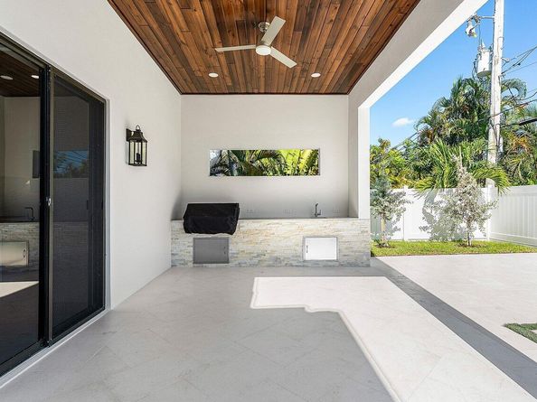 109 Arlington Place, West Palm Beach FL 33405