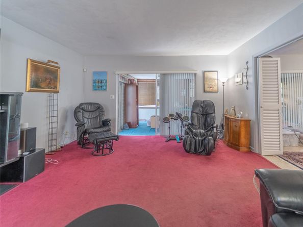 131 SW 58th Ave, Plantation FL 33317