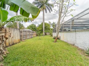 131 SW 58th Ave, Plantation FL 33317