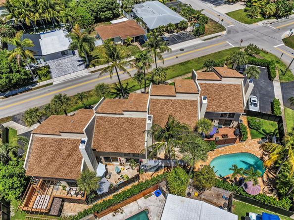 3432 NE 16th Ave, Oakland Park FL 33334