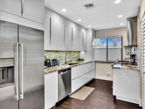 3432 NE 16th Ave, Oakland Park FL 33334