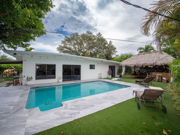 18560 NE 20th Ct, North Miami Beach FL 33179