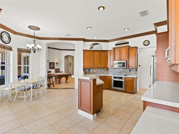 10675 NW 69th PL, Parkland FL 33076