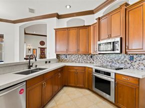 10675 NW 69th PL, Parkland FL 33076