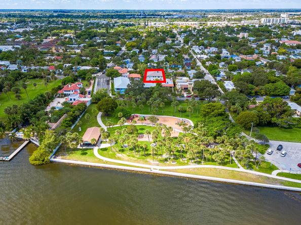 412 S Palmway 6, Lake Worth Beach FL 33460