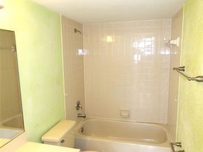 116 Lake Emerald Dr 302, Oakland Park FL 33309
