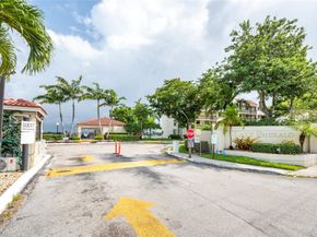 116 Lake Emerald Dr 302, Oakland Park FL 33309