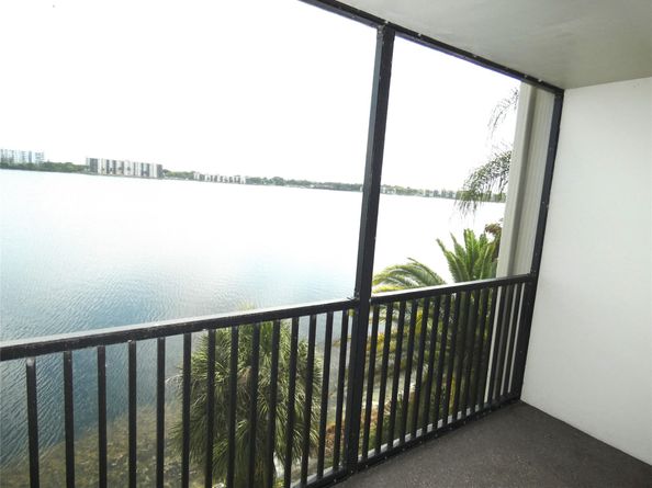 116 Lake Emerald Dr 302, Oakland Park FL 33309