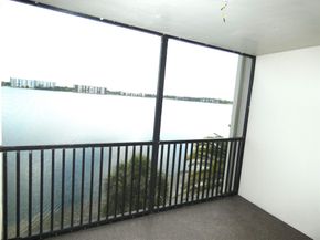 116 Lake Emerald Dr 302, Oakland Park FL 33309