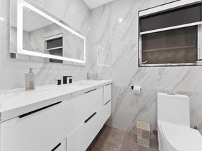 4411 Thomas St, Hollywood FL 33021
