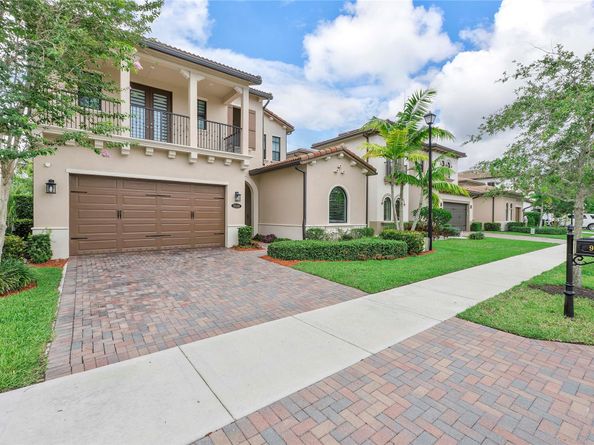 9330 Meridian Dr E, Parkland FL 33076