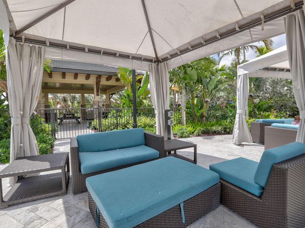 9330 Meridian Dr E, Parkland FL 33076